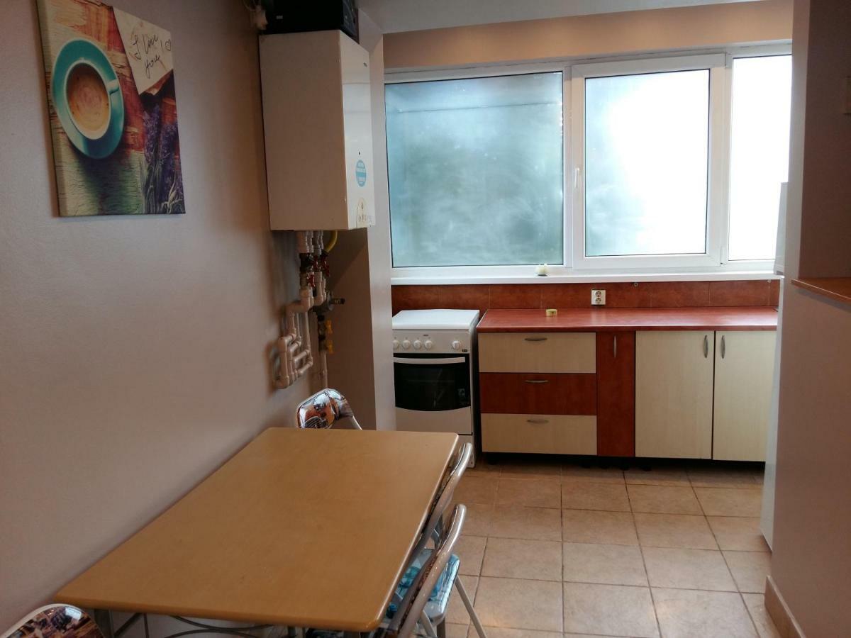 Apartament Laurentiu - Etaj.1 ブカレスト エクステリア 写真